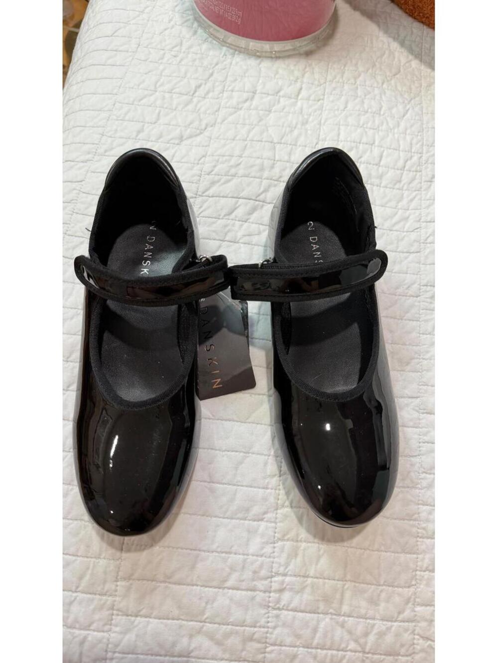 NWT Danskin Girls' Tap Dance Shoes - Black 2: Adjustable